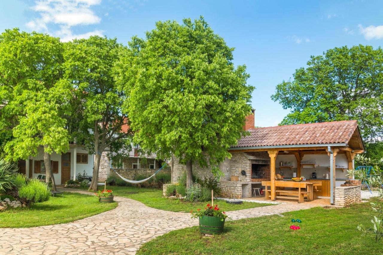 Villa Daja - Adriatic Luxury Villas Oklaj Buitenkant foto