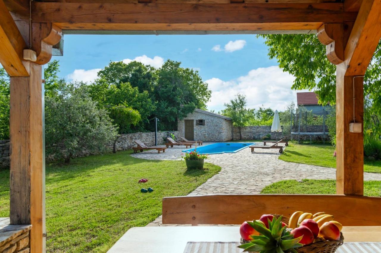 Villa Daja - Adriatic Luxury Villas Oklaj Buitenkant foto