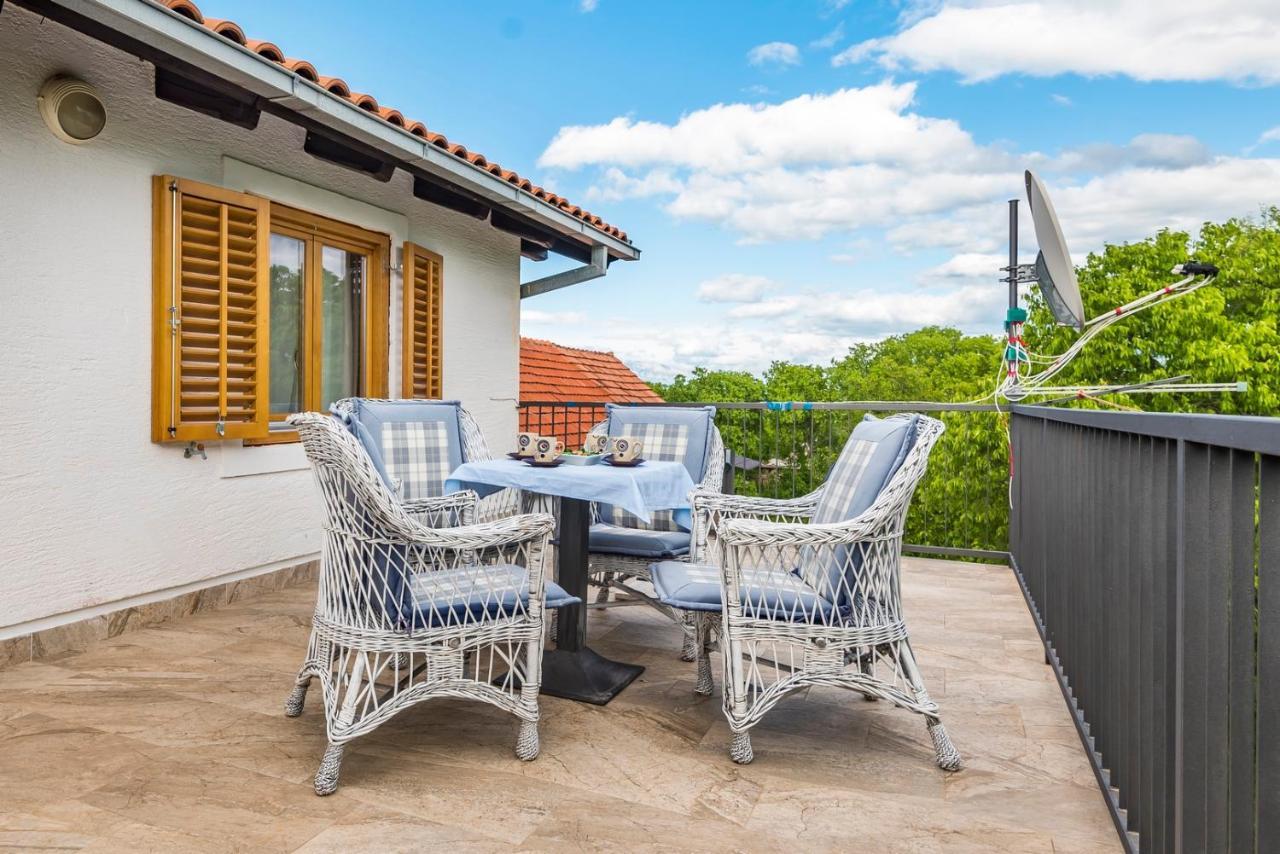 Villa Daja - Adriatic Luxury Villas Oklaj Buitenkant foto